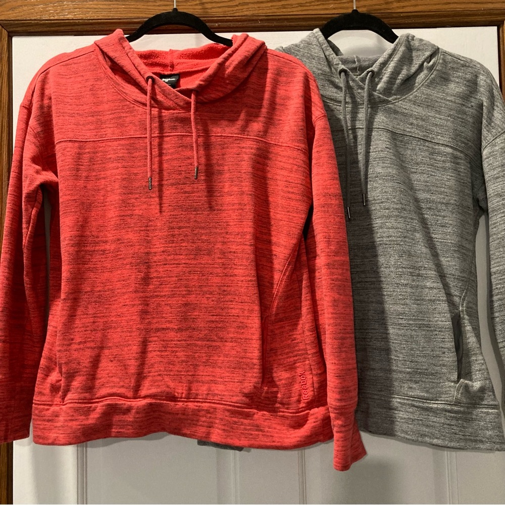 Lot of 2 Reebok hooded sweatshirts, medium